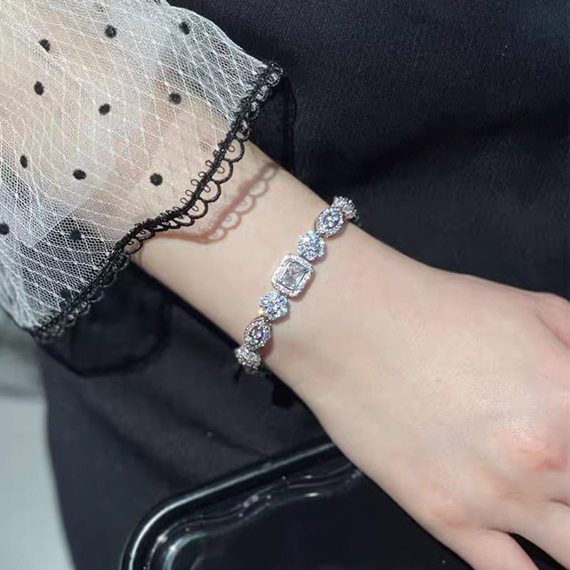 Batang Kalye Women's S925 Sterling Silver-plated Diamond Bracelet