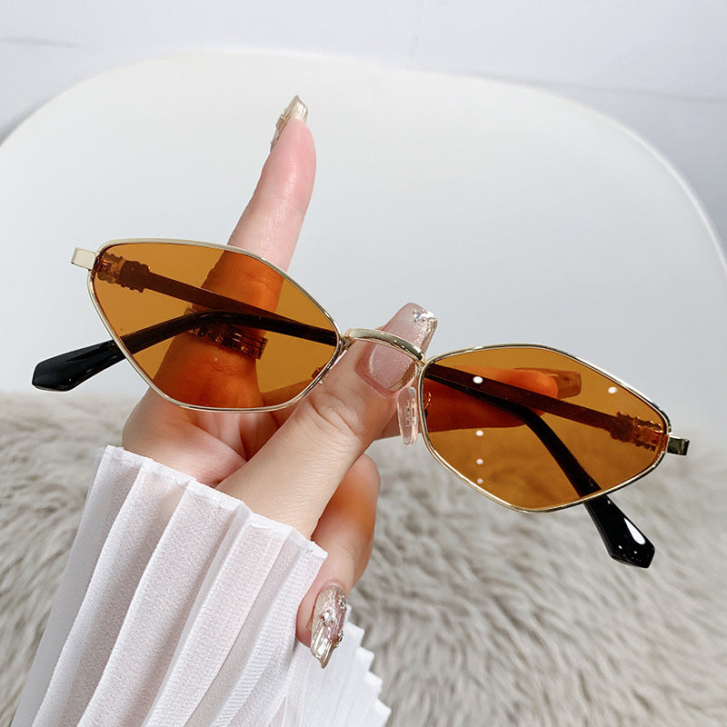 Batang Kalye Rhombus Cat Eye Sunglasses